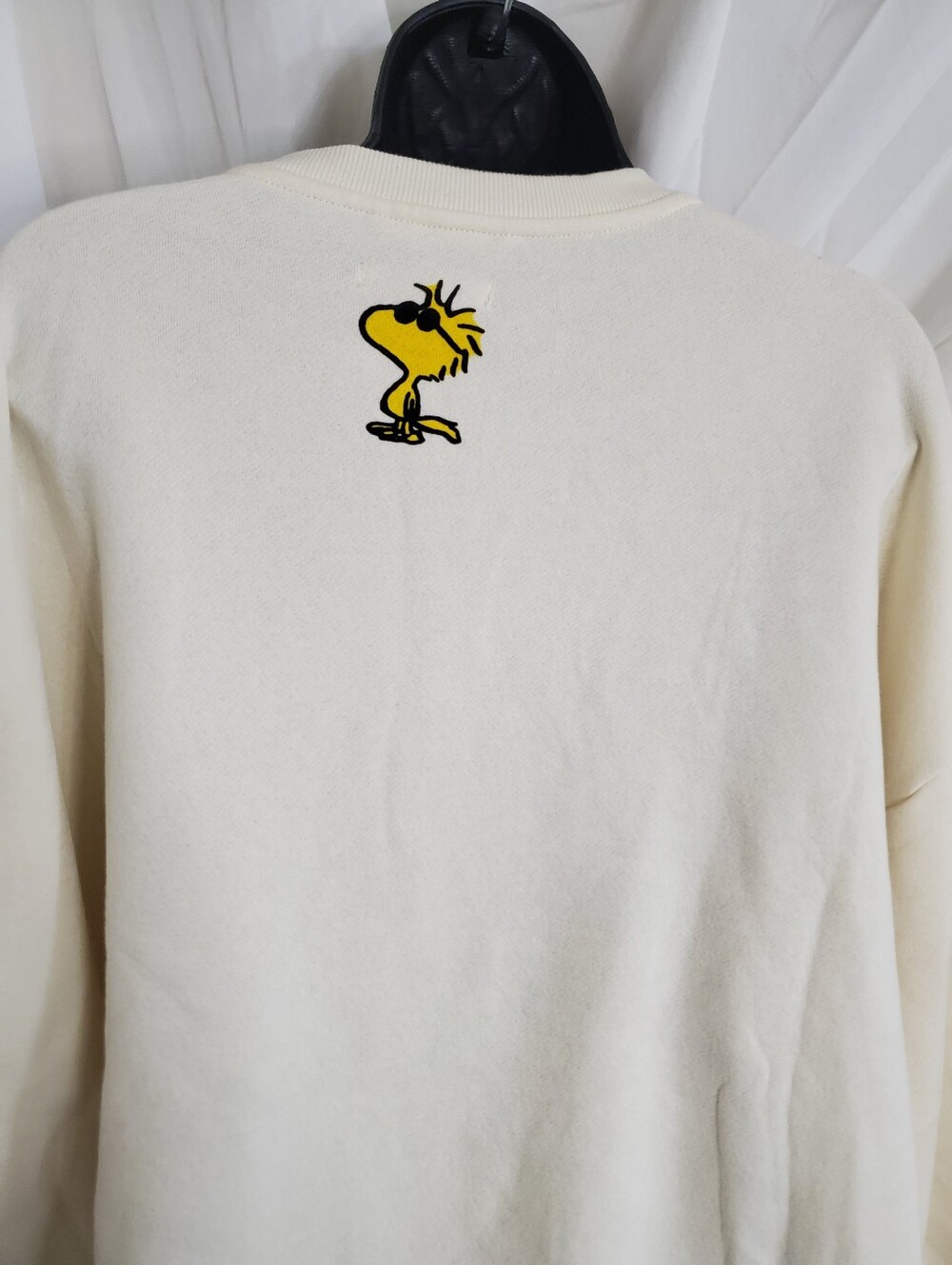 Peanuts Snoopy & Woodstock in sunglasses embroidered cream sweatshirt size XXL - Picture 3 of 11